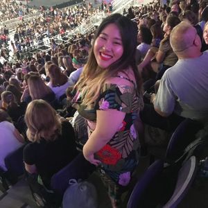 Meet your Posher, Jenn